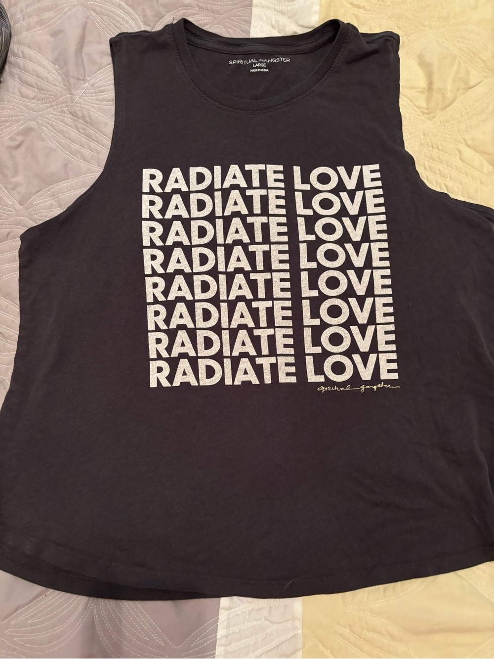 Spiritual gangster Radiate love tank top L